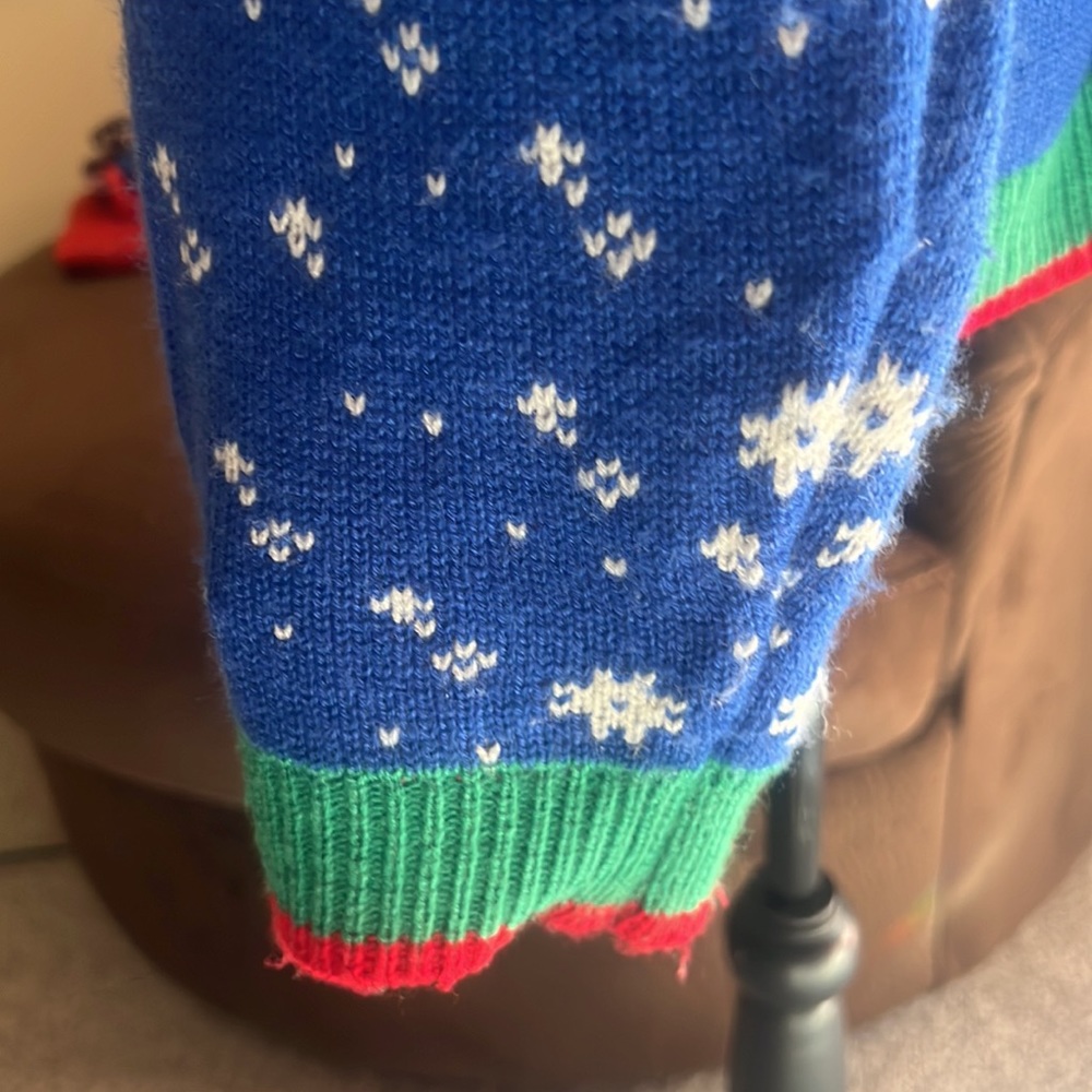 Ugly Christmas Size XL Green Knit snowman, chimney and Christmas tree Sweater - Picture 3 of 3